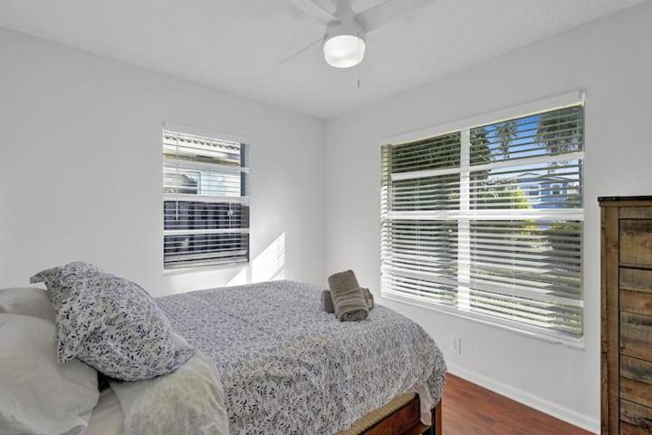Beautiful 4 Bedrooms/Pool/Walk To Beach Deerfield Beach Exterior photo